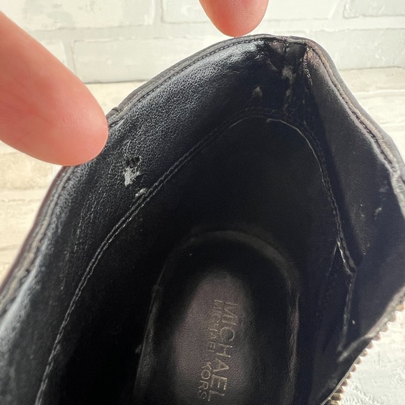 Michael‎ Kors Ankle Booties Womens 9 Black Leather Gold Zipper Lock Stacked Heel - Picture 12 of 15